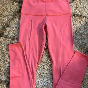 Reversible Coral and Grey Lululemon Leggings🧡